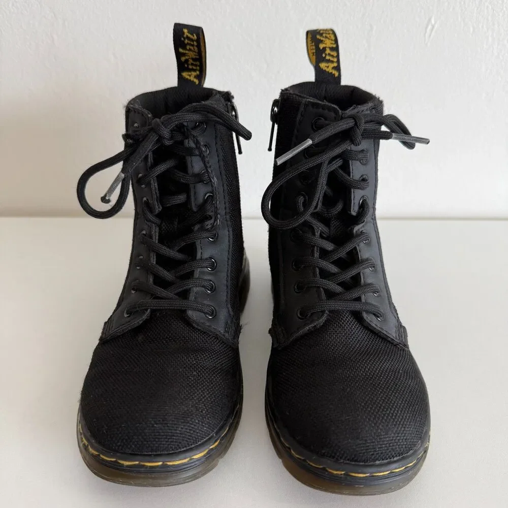 Dr. Martens Junior Combs in Black Size 12